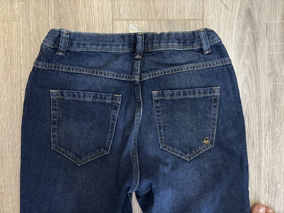 Прдам джинсы Benetton