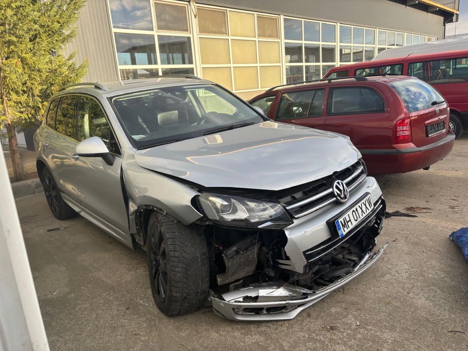 VOLKSWAGEN Touareg 2012 — imagine 2