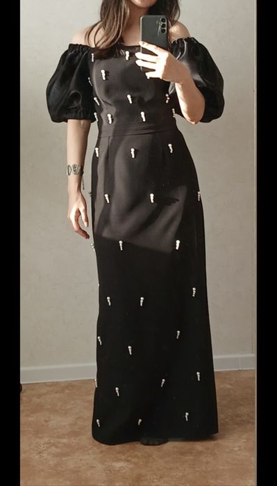 Платья на выход.