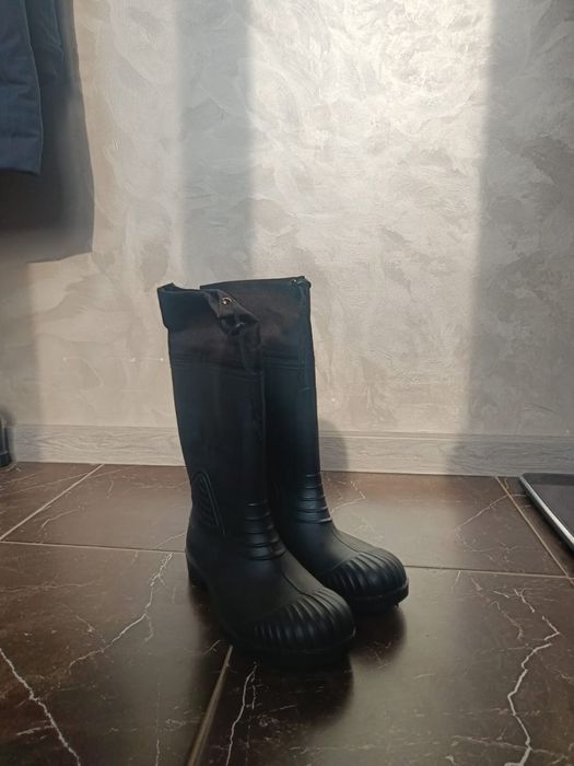 Резиновые ботинки 41р