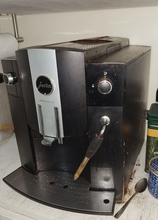 Expresor automat Jura Impresa C5