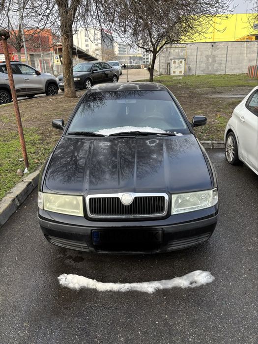 Vand Skoda Octavia Tour 2008 1.6 benzina