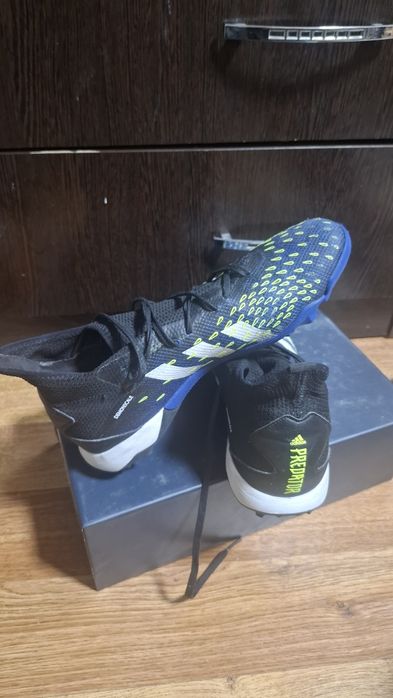 Адидас Сороконожка