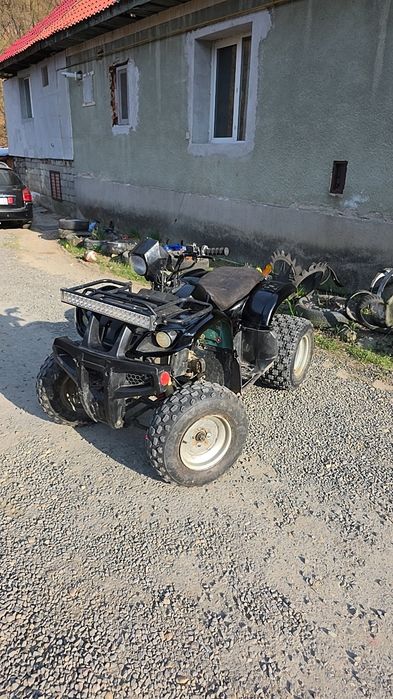 Vând sau schimb atv 150cc