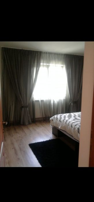 Casa Garaj cu teren de vânzare