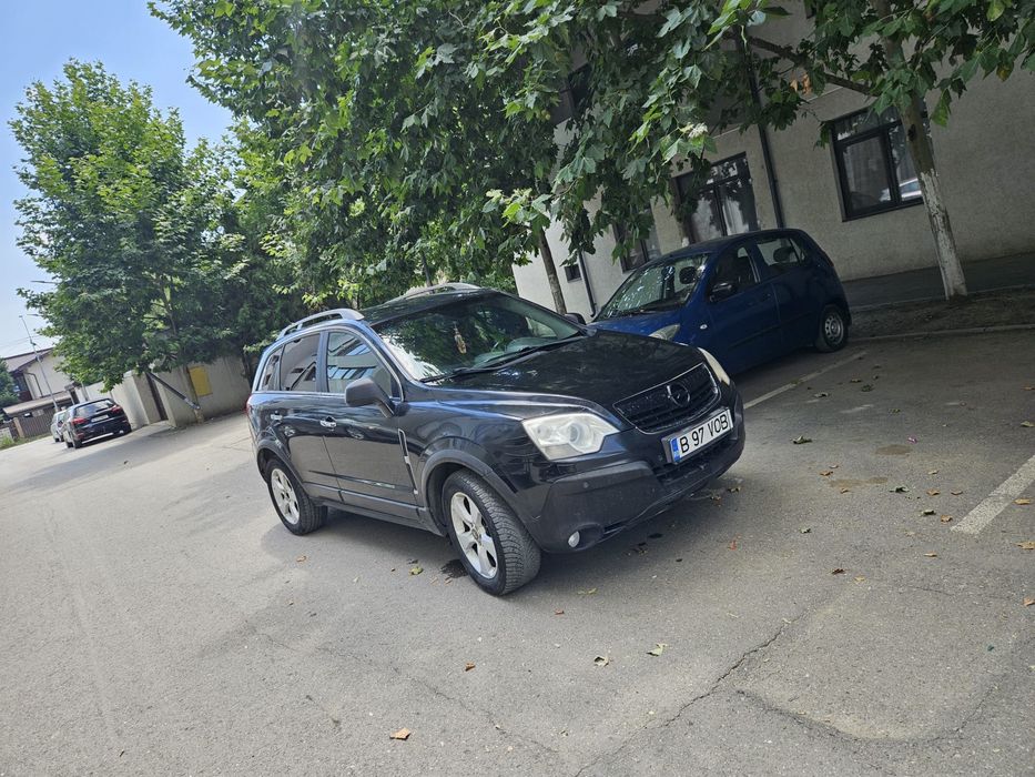 Vand Opel antara 4x4 pret foarte fix