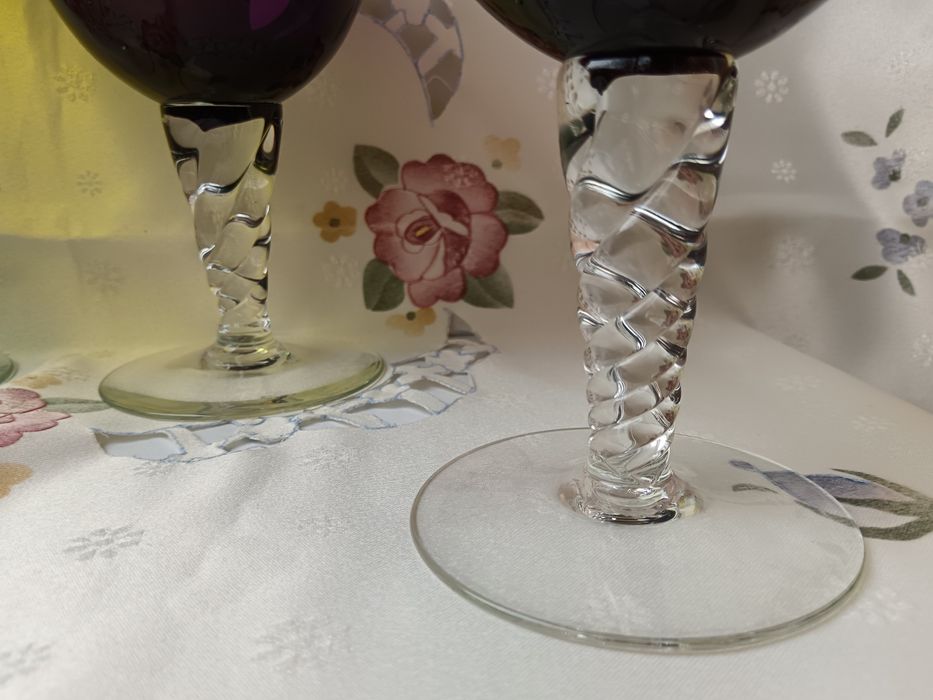 4 бр огромни чаши от цветно стъкло Мурано, всяка по 700 мл