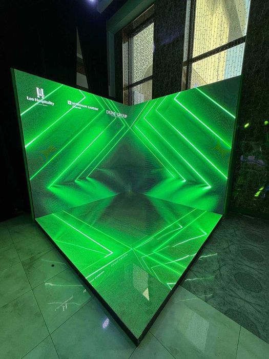 Led ekran sfatli arenda