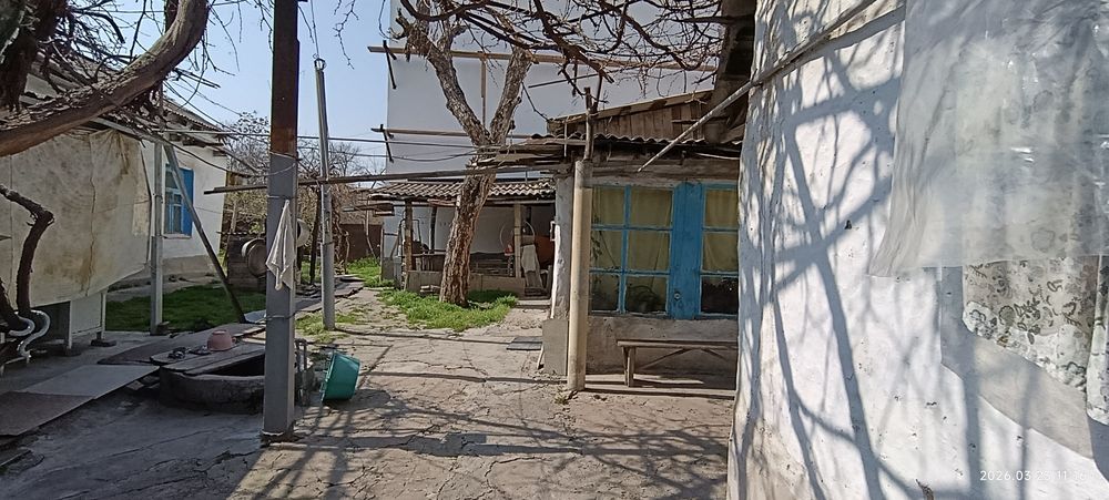 Продаётся дом от собственника в Яшнабадском районе.