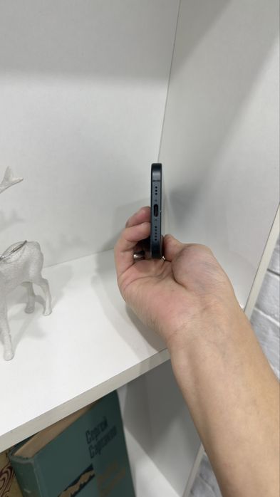 Iphone 15 128gb 92% 320 перезарядок