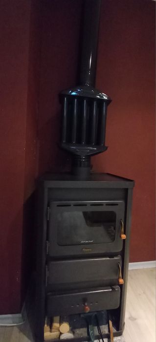 Печка на дърва "Прити " с лира и тръби
