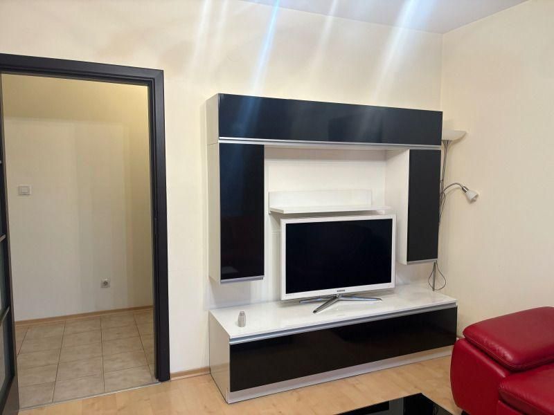 Двустаен апартамент под наем в ж.к. Гоце Делчев, 2217167