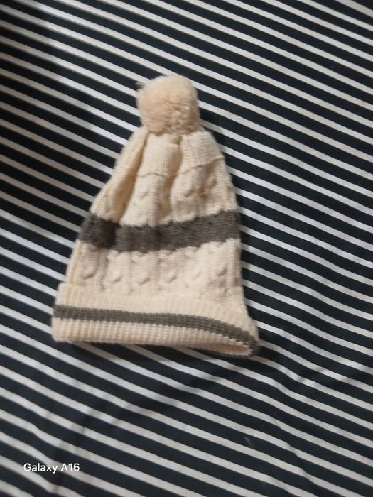 Buna vand haine fetiță 92 98 104