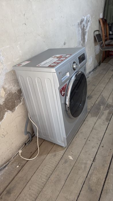 Продаю стиральную машинку