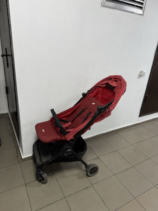 Коляска прогулочная