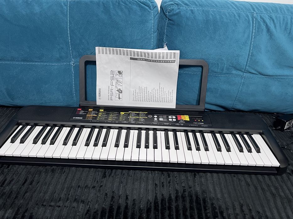 Orga Electronica YAMAHA PSR-F52
