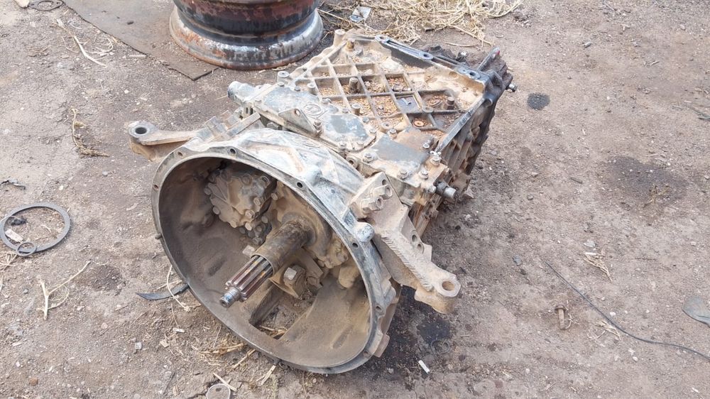 Продам двигатель Эвро 2 камаз 6520 с кпп ЗФ