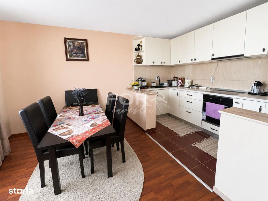 Vilă cu 5 camere, 880mp teren, de vânzare în Oncea Oradea