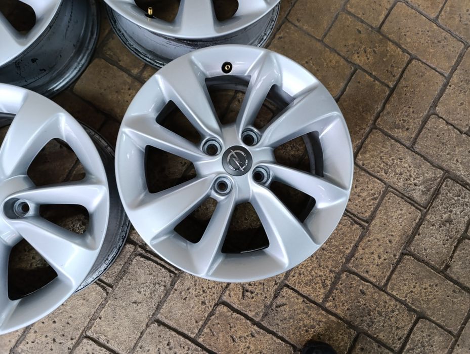 Оригинални джанти за Опел 4х100 15 цола