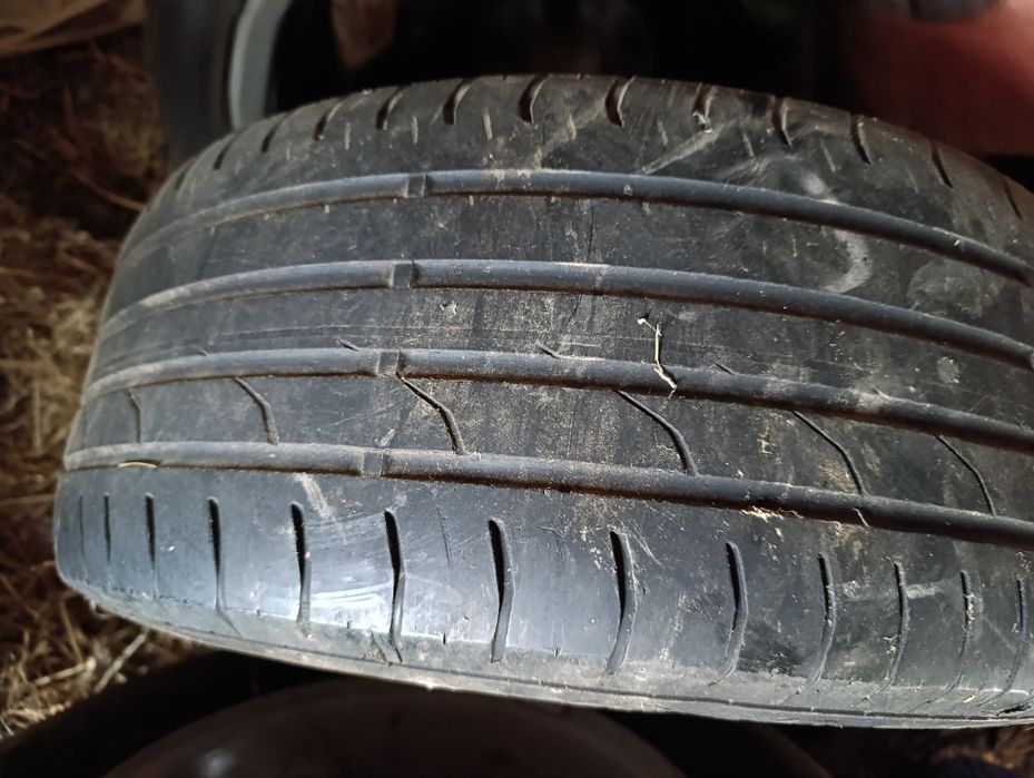 Cauciucuri cu tot cu jante aluminiu R15