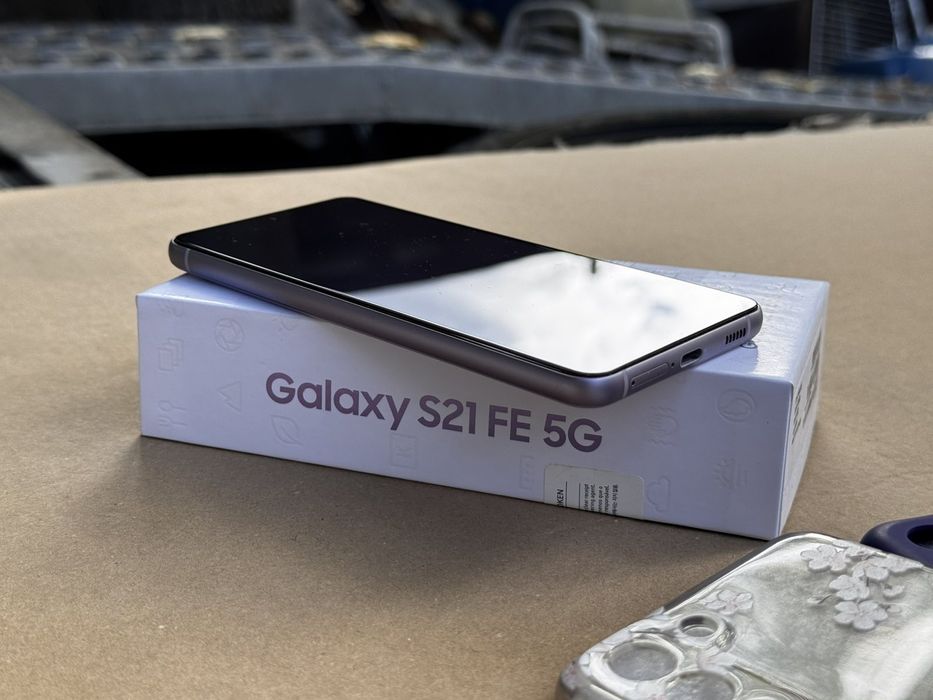 Samsung Galaxy S21Fe 128gb Перфектен.