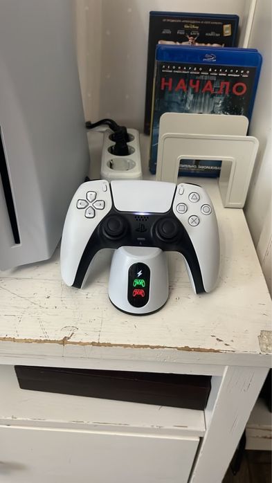 Продаю PLAYSTATION 5 с играми