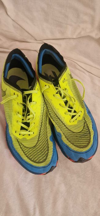Продавам маратонки Nike