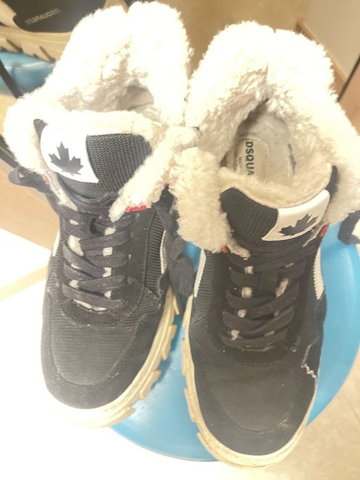 Кроссовки женские утепленные