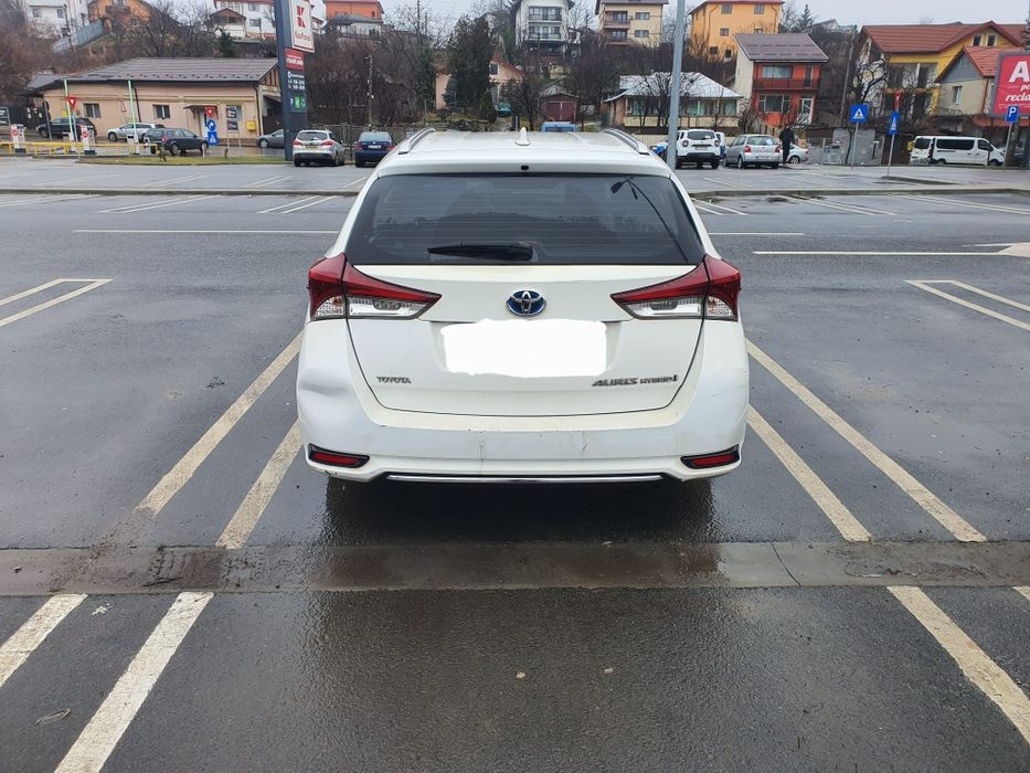 Toyota Auris Hybrid