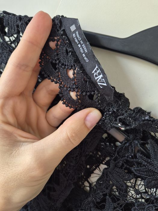 Елегантни дамски рокли