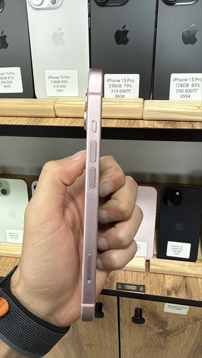 iPhone 15 128 GB