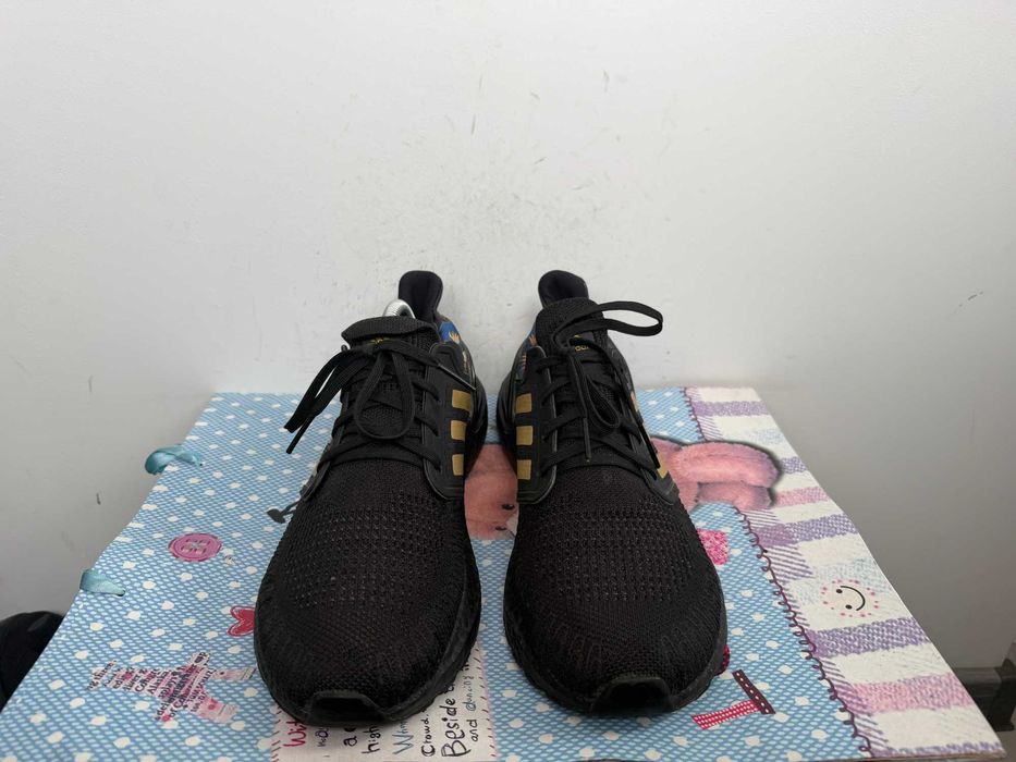 adidas UltraBoost 20''оригинални маратонки 44 номер