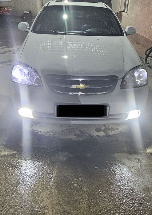 Авто машина лассети