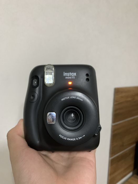 Instax Mini 11.