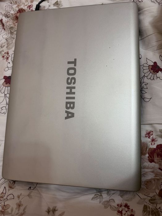Продам ноутбук TOSHIBA