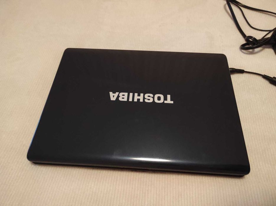 Лаптоп Toshiba Satellite L305-S5875 неработещ/за части