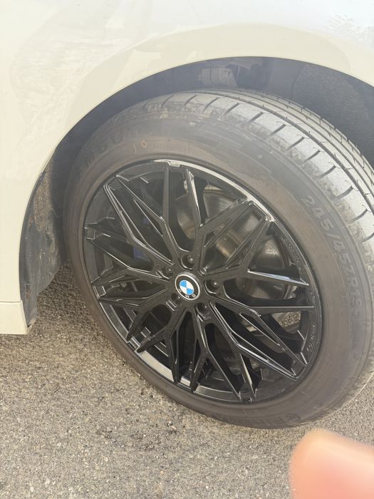 Vand jante Bmw impecabile 5x112 cu anvelope in doua latimi Good Year DOT 2022 si 4 Anvelope 245/45/19 DOT 2025