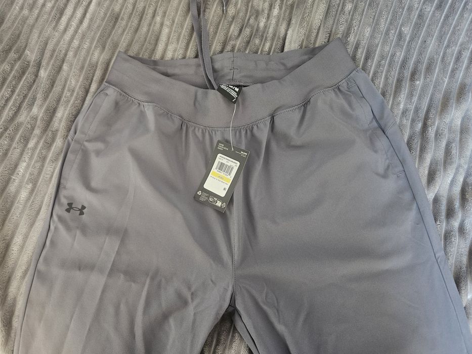 Облекла Under Armour