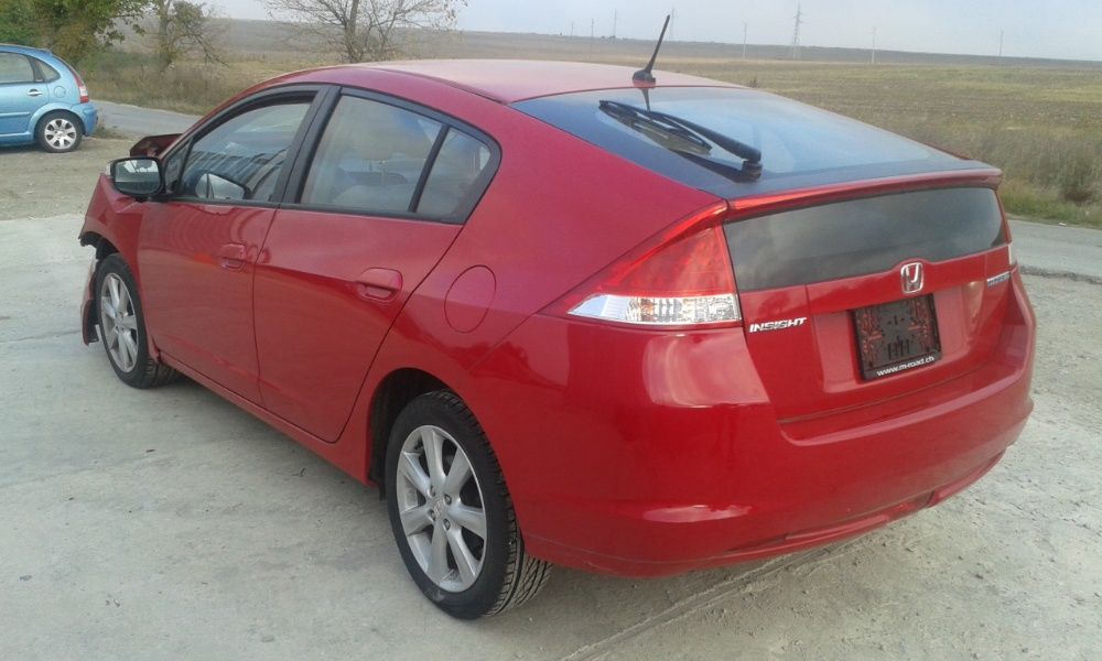 Продавам Honda Insight 1.3 Hibrid Хонда Инсайт на части