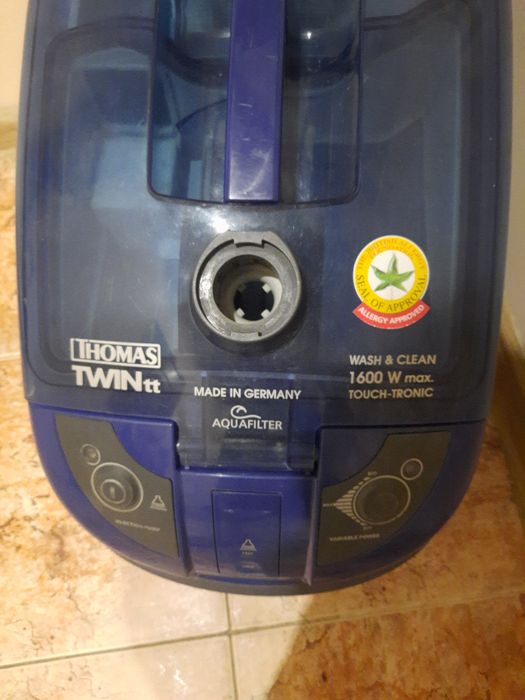 Продам моющие пылесос Томас