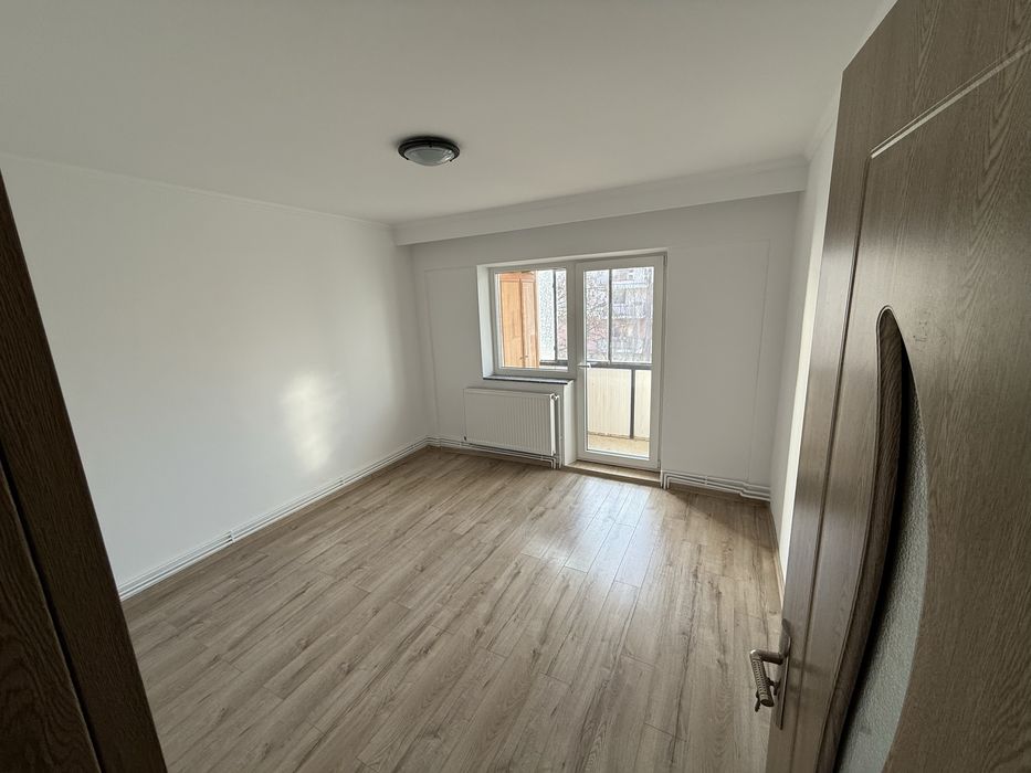 Apartament Carpati 2-Etaj 2-Mijloc