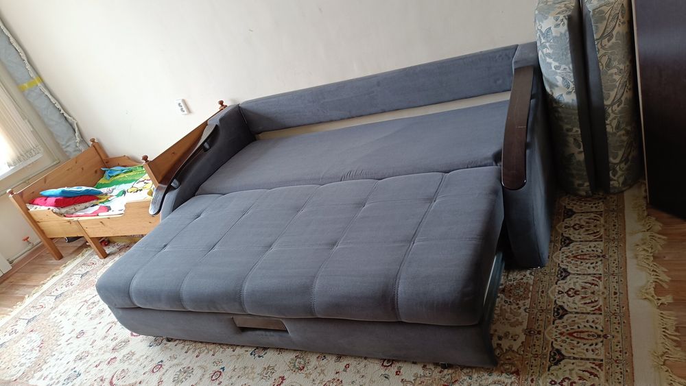 Продам диван в хорошем состоянии