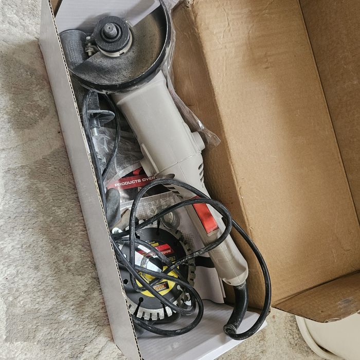 Шлифмашина угловая CROWN стройка