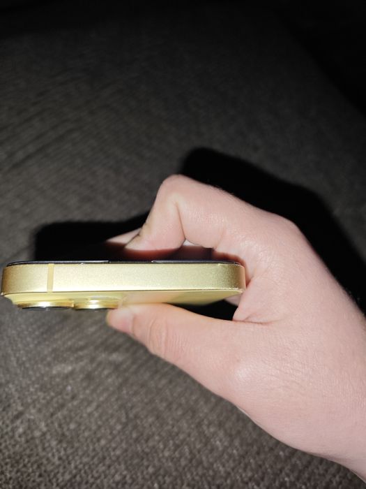 iPhone 14 128 гб идеал