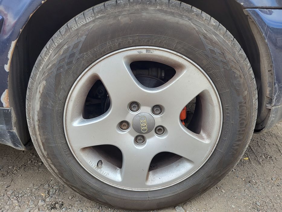 Ауди А6 С4 универсал, 2.6, АКПП, Quattro