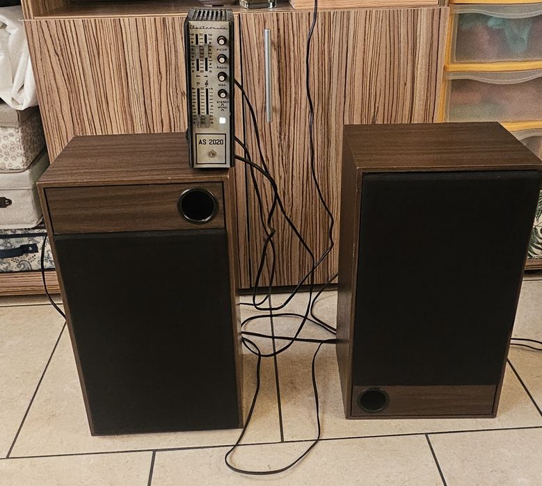 Boxe si amplificator audio an 1980