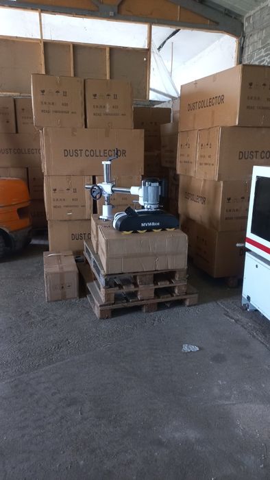 Чисто нови четири ролкови подаватели 2000 лв.с ддс.