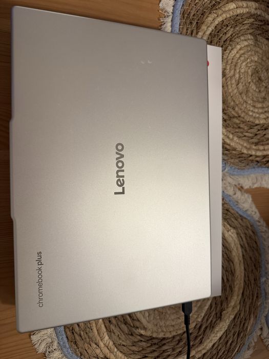 Lenovo chromebook plus 14 -модел 2025