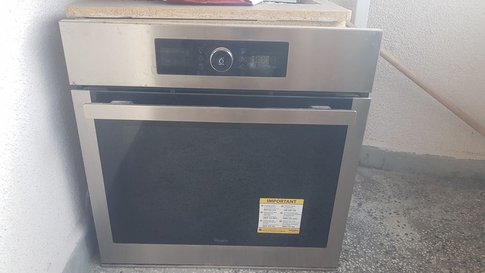 Фурна за вграждане Whirlpool