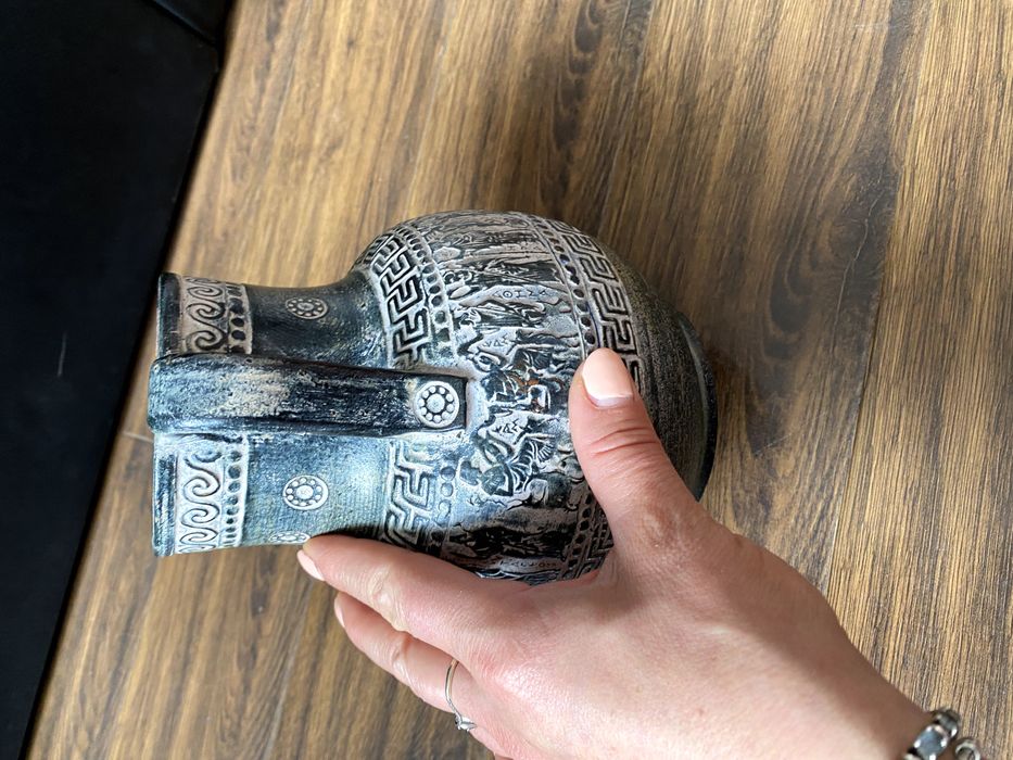 Ръчно изработени гръцка кана и чиния, керамична масивна ваза